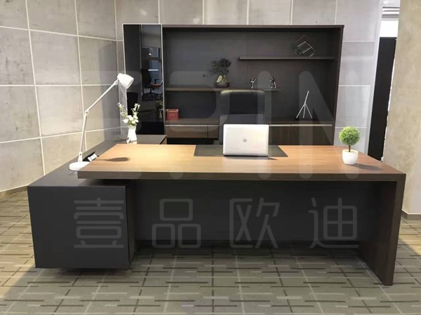 壹品歐迪新產(chǎn)品——大班臺(tái)